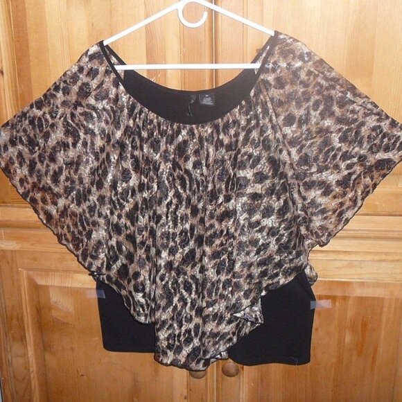 New Directions Womans Butterfly Pull-Over Top Sz 2X Leopard Print Glitter Lace - Picture 1 of 3